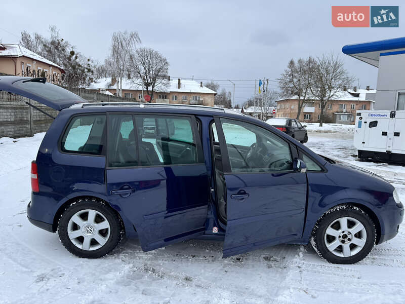 Мінівен Volkswagen Touran 2004 в Костопілі фото 9 Мінівен Volkswagen Touran 2004 в Костопілі