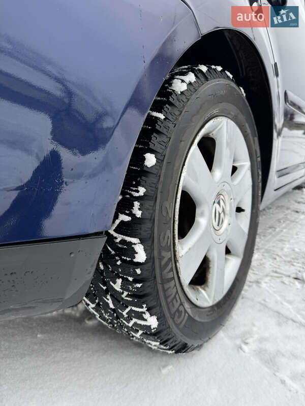 Мінівен Volkswagen Touran 2004 в Костопілі фото 13 Мінівен Volkswagen Touran 2004 в Костопілі