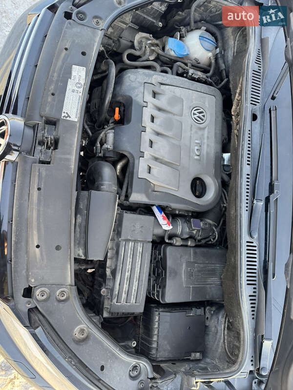 Минивэн Volkswagen Touran 2012 в Хмельницком фото 17 Минивэн Volkswagen Touran 2012 в Хмельницком