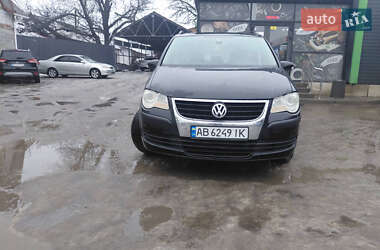 Минивэн Volkswagen Touran 2007 в Бершади