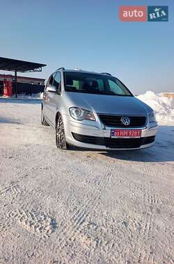 Мінівен Volkswagen Touran 2007 в Дубні
