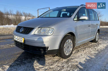 Минивэн Volkswagen Touran 2005 в Стрые