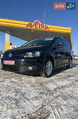 Минивэн Volkswagen Touran 2015 в Луцке