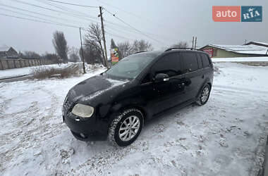 Мінівен Volkswagen Touran 2004 в Запоріжжі