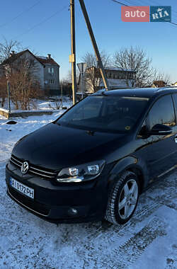 Минивэн Volkswagen Touran 2014 в Киеве
