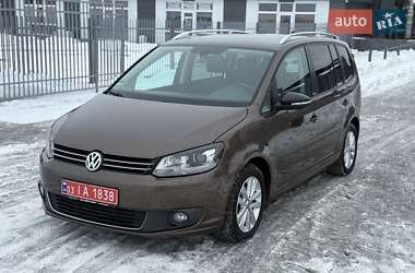 Минивэн Volkswagen Touran 2012 в Сарнах