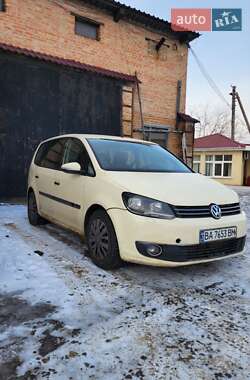 Мінівен Volkswagen Touran 2012 в Кропивницькому