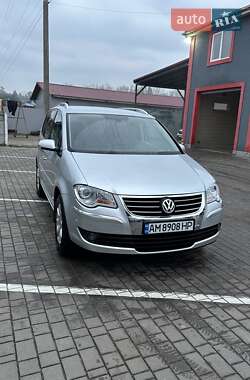 Минивэн Volkswagen Touran 2008 в Олевске