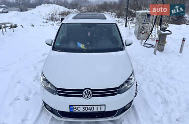 Минивэн Volkswagen Touran 2014 в Ирпене