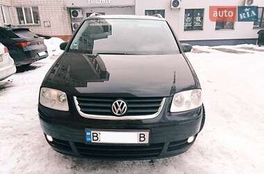Минивэн Volkswagen Touran 2004 в Львове