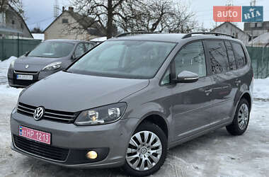Минивэн Volkswagen Touran 2010 в Луцке