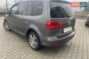 Минивэн Volkswagen Touran 2014 в Хусте
