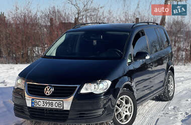 Минивэн Volkswagen Touran 2008 в Чорткове