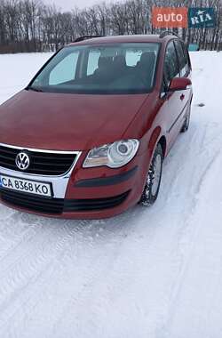 Мінівен Volkswagen Touran 2007 в Умані