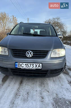 Минивэн Volkswagen Touran 2004 в Радехове