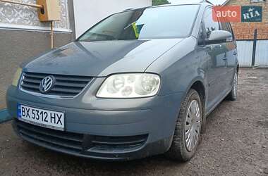 Мінівен Volkswagen Touran 2006 в Чемерівцях