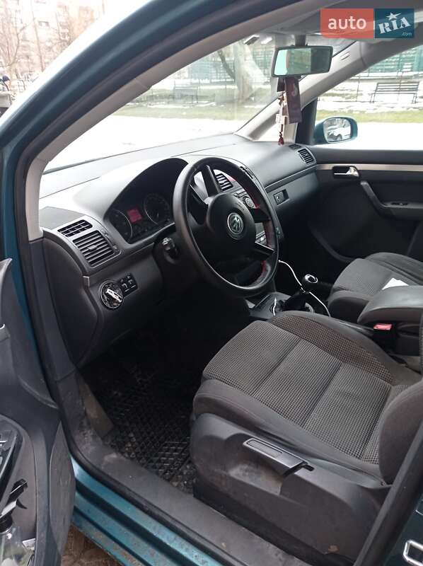 Volkswagen Touran 2004