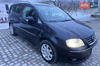 Минивэн Volkswagen Touran 2005 в Дунаевцах