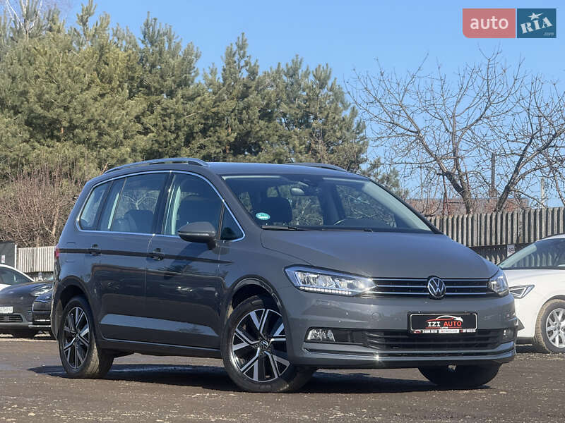 Volkswagen Touran 2021