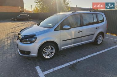 Минивэн Volkswagen Touran 2014 в Виннице