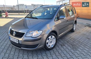 Мінівен Volkswagen Touran 2008 в Могилів-Подільському