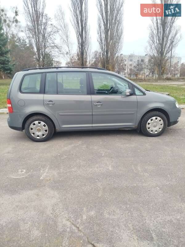 Volkswagen Touran 2005