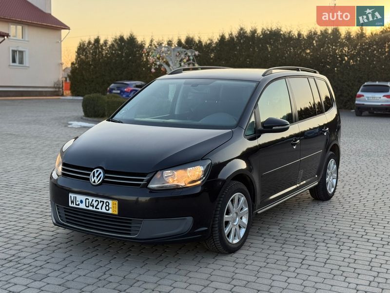 Volkswagen Touran 2011