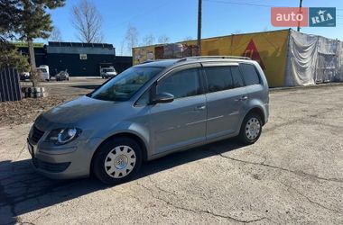 Мінівен Volkswagen Touran 2009 в Кременчуці