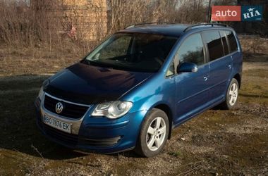 Мінівен Volkswagen Touran 2008 в Кременці