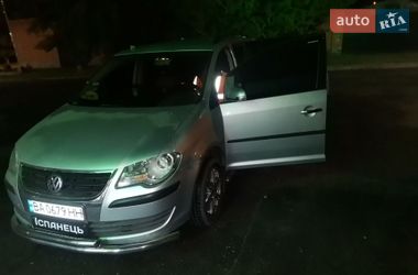 Мінівен Volkswagen Touran 2007 в Запоріжжі