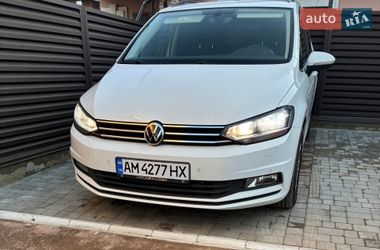 Мікровен Volkswagen Touran 2016 в Коростені