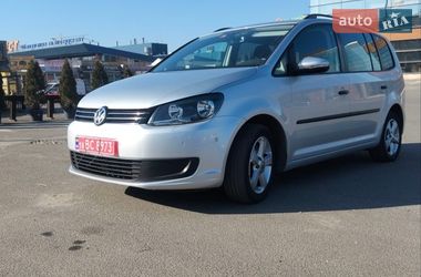 Мінівен Volkswagen Touran 2014 в Києві