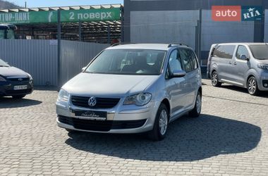 Мінівен Volkswagen Touran 2010 в Мукачевому