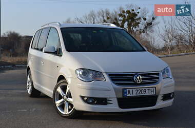 Минивэн Volkswagen Touran 2008 в Белой Церкви