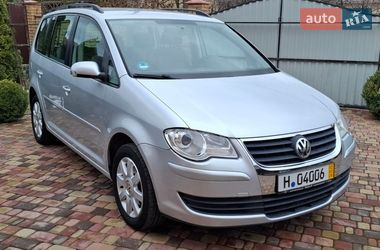 Минивэн Volkswagen Touran 2009 в Житомире