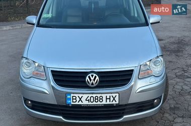 Минивэн Volkswagen Touran 2006 в Виннице