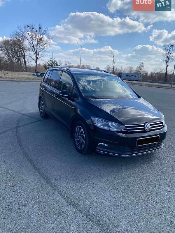 Volkswagen Touran 2017