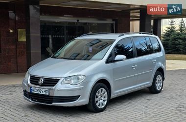 Мінівен Volkswagen Touran 2007 в Харкові