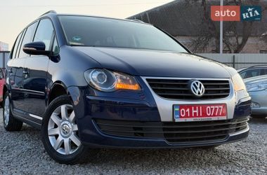 Мінівен Volkswagen Touran 2010 в Лубнах