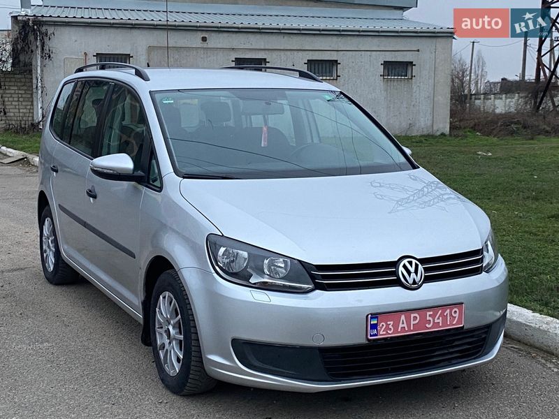 Volkswagen Touran 2011