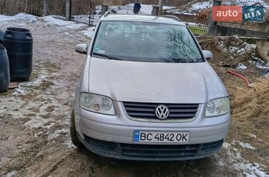 Мінівен Volkswagen Touran 2006 в Хирові