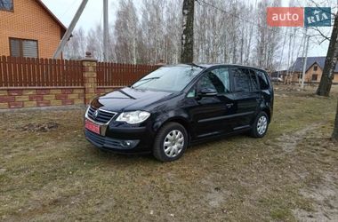 Мінівен Volkswagen Touran 2010 в Любешові