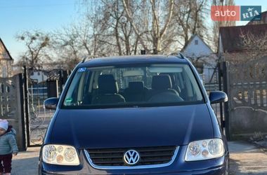 Мінівен Volkswagen Touran 2004 в Луцьку