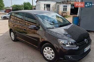 Мінівен Volkswagen Touran 2013 в Кропивницькому