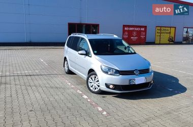 Минивэн Volkswagen Touran 2010 в Мостиске