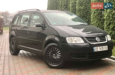 Мінівен Volkswagen Touran 2006 в Чернівцях