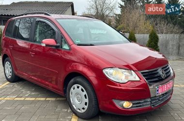 Минивэн Volkswagen Touran 2007 в Нововолынске