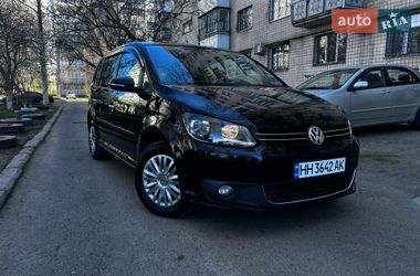 Минивэн Volkswagen Touran 2014 в Одессе