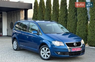 Мінівен Volkswagen Touran 2007 в Іршаві