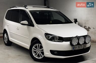 Минивэн Volkswagen Touran 2013 в Киеве